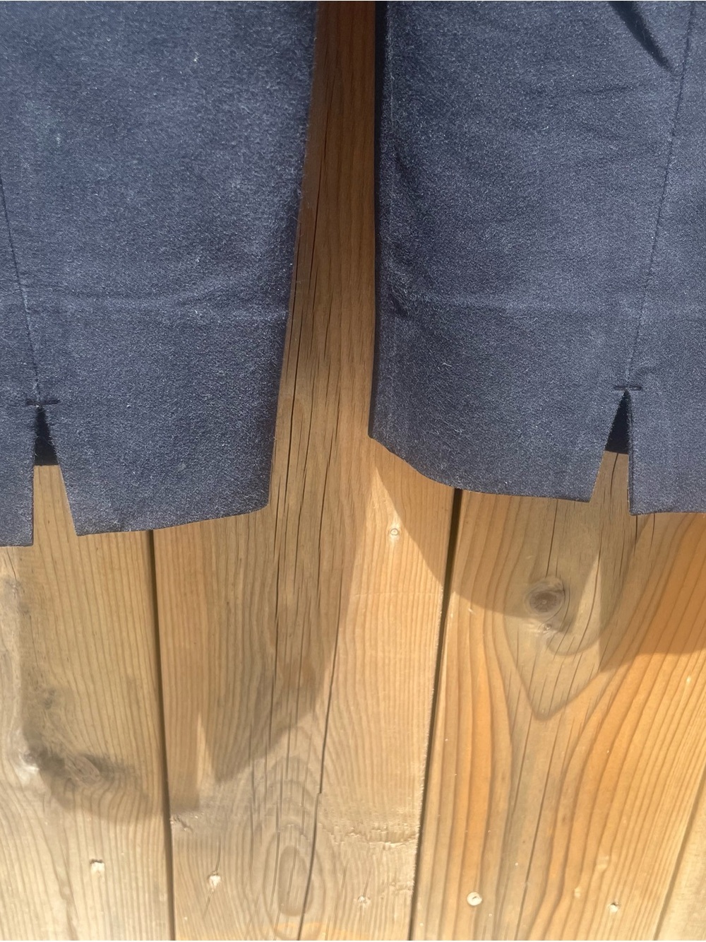 Vince Navy Ankle Cropped Pants - Picture 6 of 6